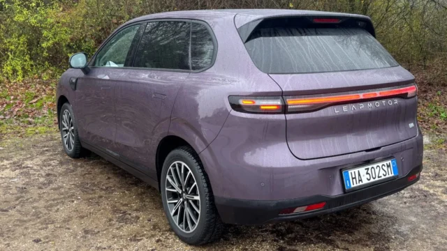 Leapmotor B10 and Opel SUV Target Zaragoza Production