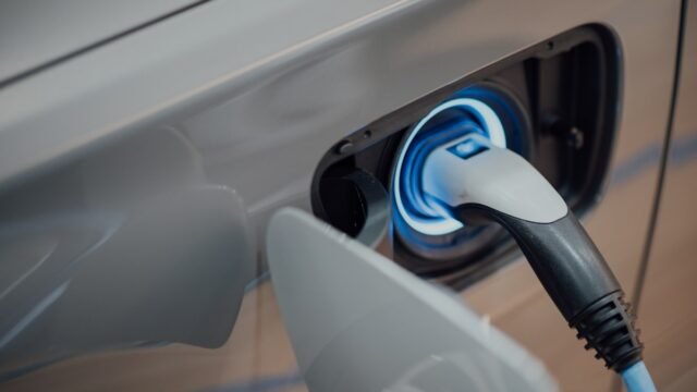 800V Ultra-Fast Charging Hits Mainstream: 10 Minutes for 500 km Now at the $20K Price Point