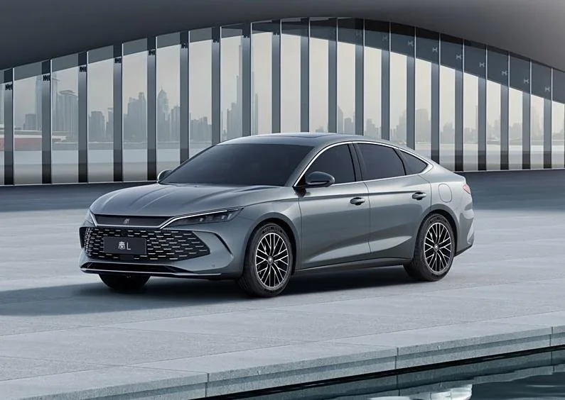 BYD Solid-State Battery Patent Targets 400 Wh/kg in 2027