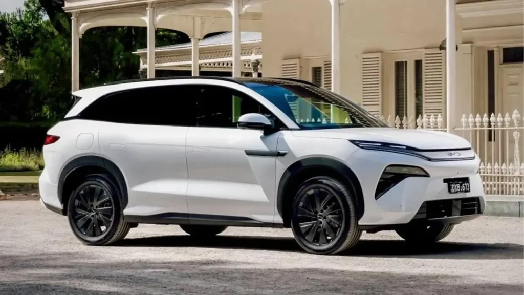 BYD Sealion 08: 810 kg LFP Battery Reveals the Engineering Cost of 900 km Range