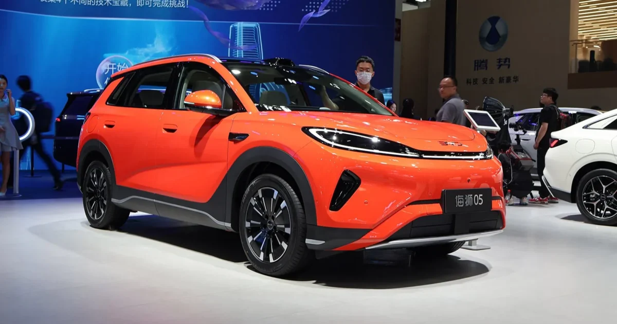 BYD in Talks to Take Over Stellantis European Factories