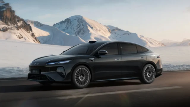 BYD Seal 08 Opens Pre-Orders: 900 km Flagship Sedan with 2nd-Gen Blade Battery