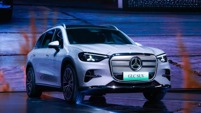 Mercedes-Benz Electric GLC Opens Pre-Sales in China at 349,000 Yuan With 703 km Range