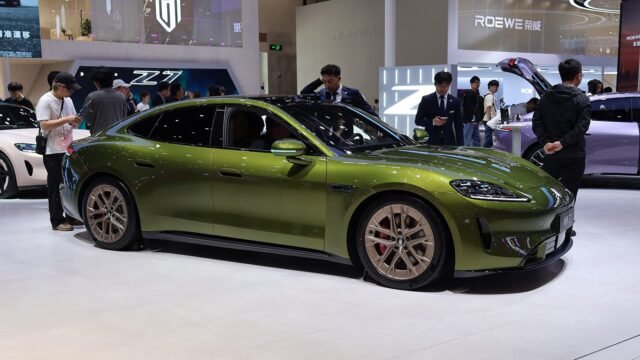 China NEV Exports Double to Record 446,000 Units in May as PHEV Growth Outpaces BEV