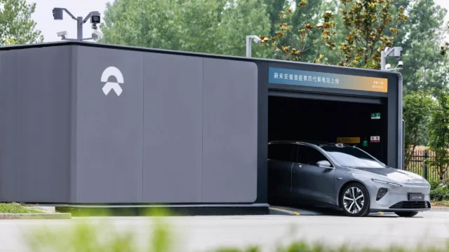 NIO Surpasses 9,000 Battery Swap and Charging Stations, 200 Million Services
