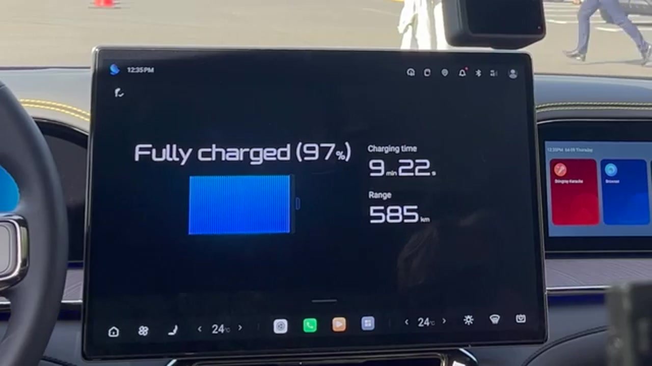 Denza Z9 GT display showing fully charged at 97 percent in 9 minutes 22 seconds
