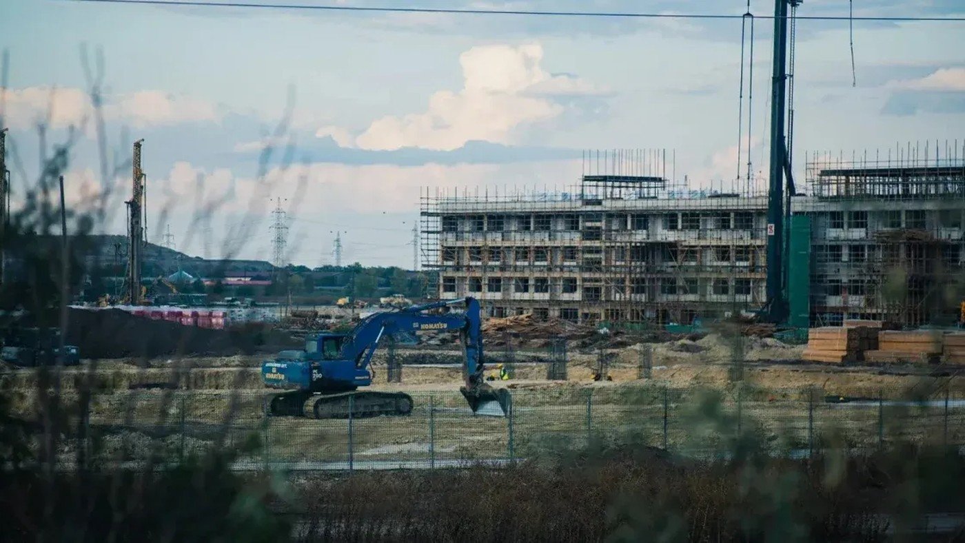 BYD Szeged Hungary electric vehicle factory construction in 2026