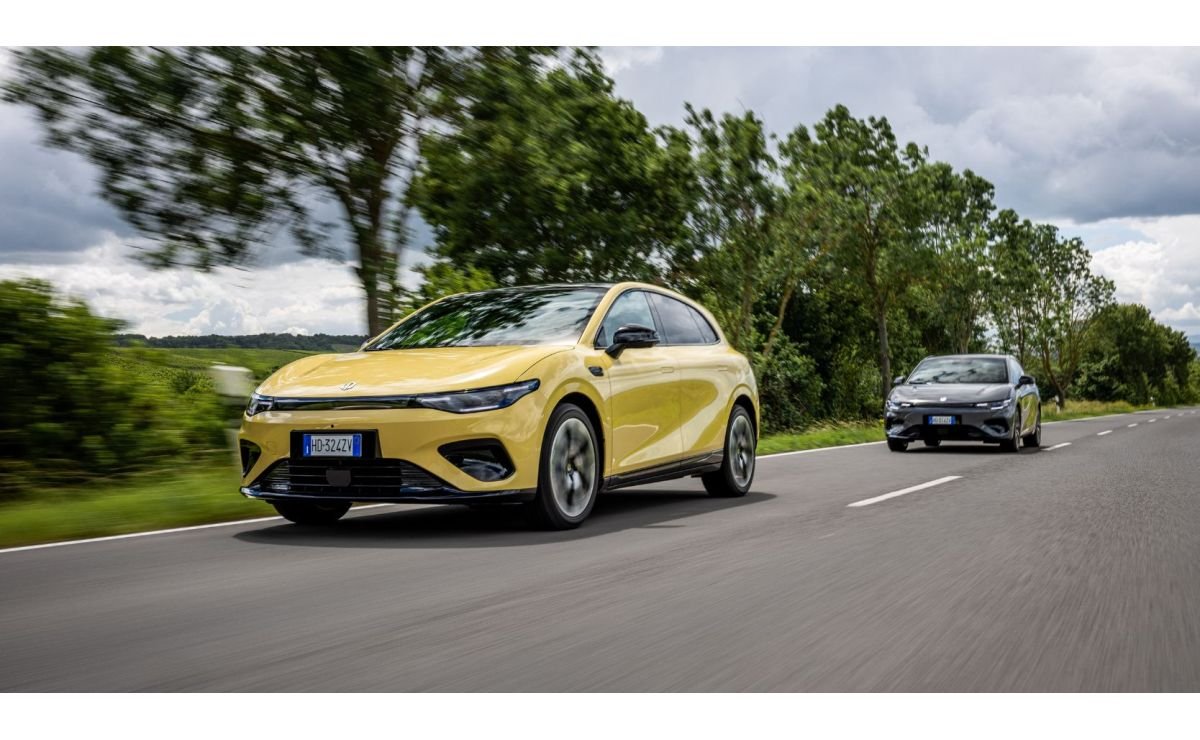 Leapmotor vehicles driving on a European road during the company's 2026 international expansion