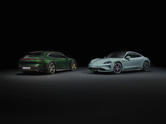 Official Porsche photograph of the updated Taycan sports sedan and Taycan Cross Turismo