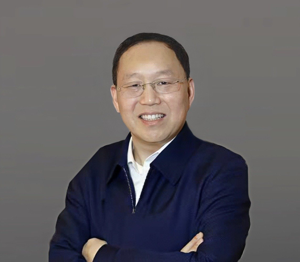 Official portrait of Seres founder and current chairman Zhang Xinghai